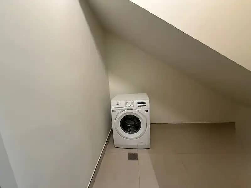 9 846329463-1066x800. webp