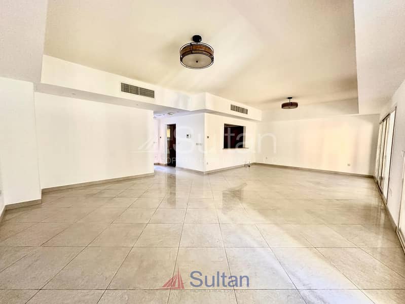 Bayti 4 Bed Beach/Pool/ Access Great Location Bayti 4 Bed Beach/Pool/ Access Great Location