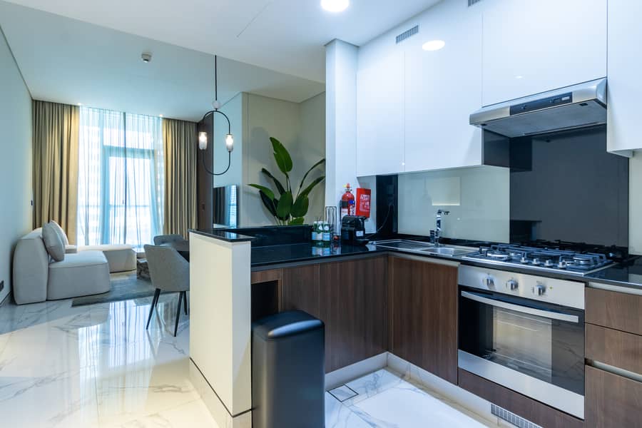6 J ONE 1BR-14. jpg