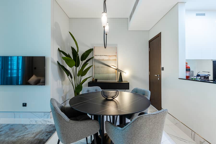 8 J ONE 1BR-3. jpg