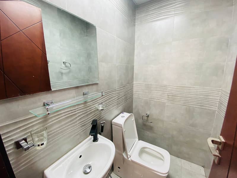 17 b07a0cca-bdbd-4b5b-86f6-a98aed620b0e. jpg