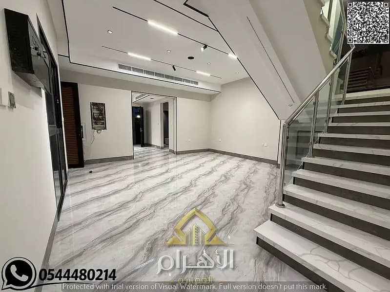 20 849587984-1066x800. webp
