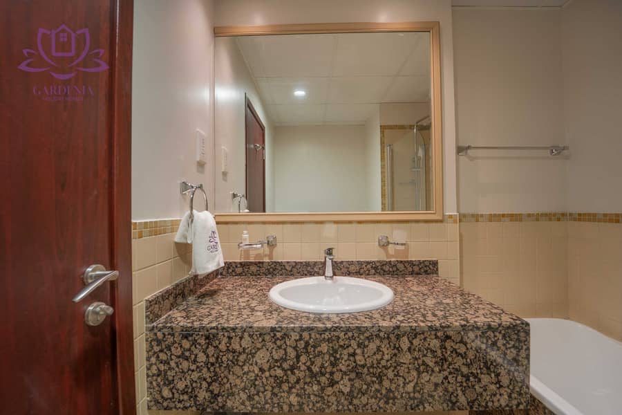 11 Bathroom 1 1. jpg