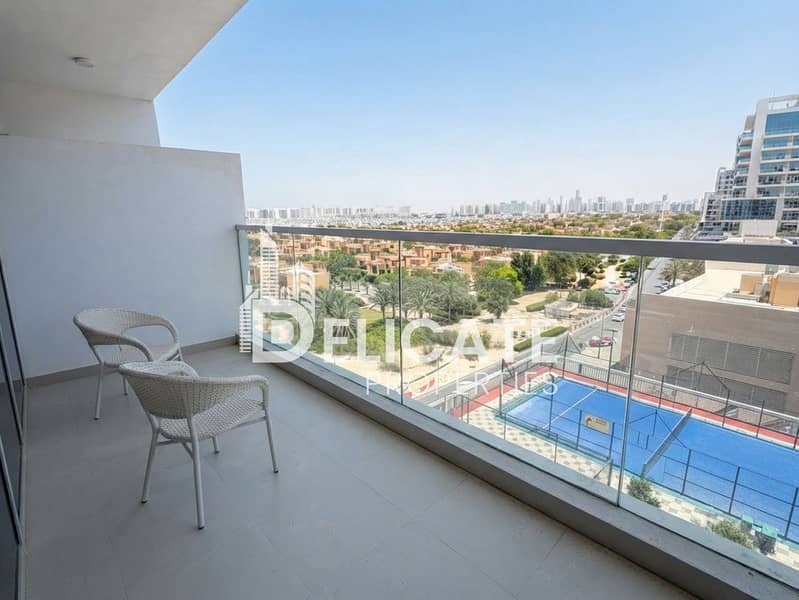 7 Balcony 1. jpg