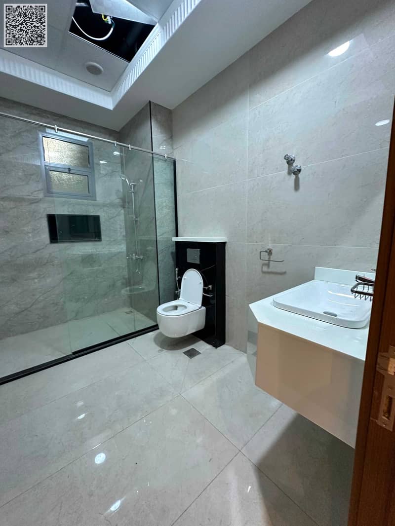 18 4bd968e3-da8d-4942-abff-56a96d5e3729. jpg