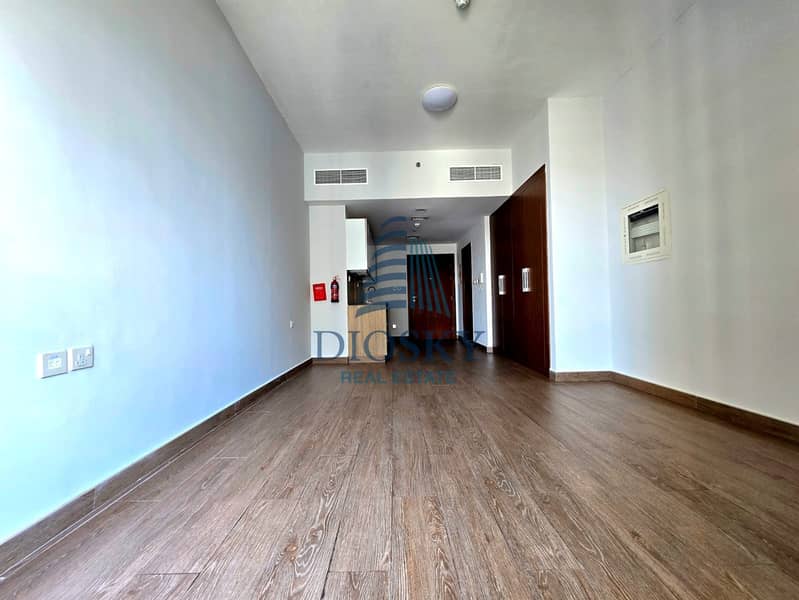 Image 1 Image 1