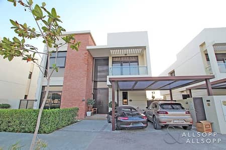 Upgraded 5 Bedroom | VOT | Full Park View Upgraded 5 Bedroom | VOT | Full Park View