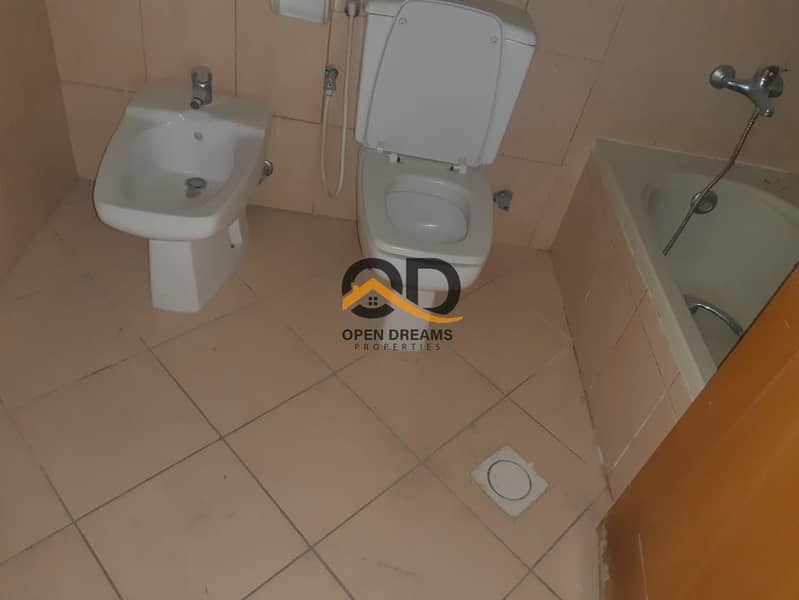 9 15176. jpg