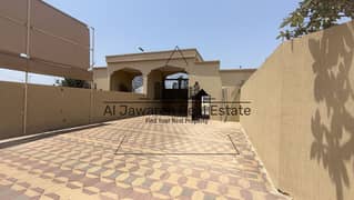 A distinctive 5-bedroom villa with a large yard in Al-Nifa, Umm Al Quwain.