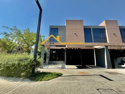 4 habitaciones Townhouse para en Alquiler en Tilal City, Sharjah - c61c9260-0b65-4f79-bd5b-73776711de5a. jpeg 4 habitaciones Townhouse para en Alquiler en Tilal City, Sharjah - c61c9260-0b65-4f79-bd5b-73776711de5a. jpeg
