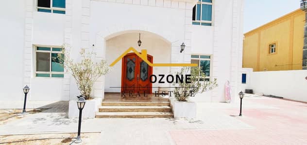 5 Camere Villa in Affitto a Barashi, Sharjah - ad5452b5-daf5-4720-b5e7-d40ccc584769. jpg 5 Camere Villa in Affitto a Barashi, Sharjah - ad5452b5-daf5-4720-b5e7-d40ccc584769. jpg