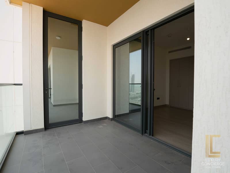 18 3BR - Crest Sobha-10. jpg
