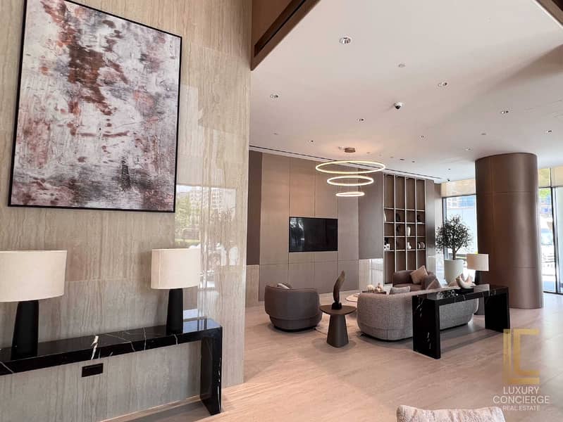 20 3BR - Crest Sobha-25. jpg