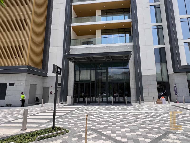 21 3BR - Crest Sobha-26. jpg