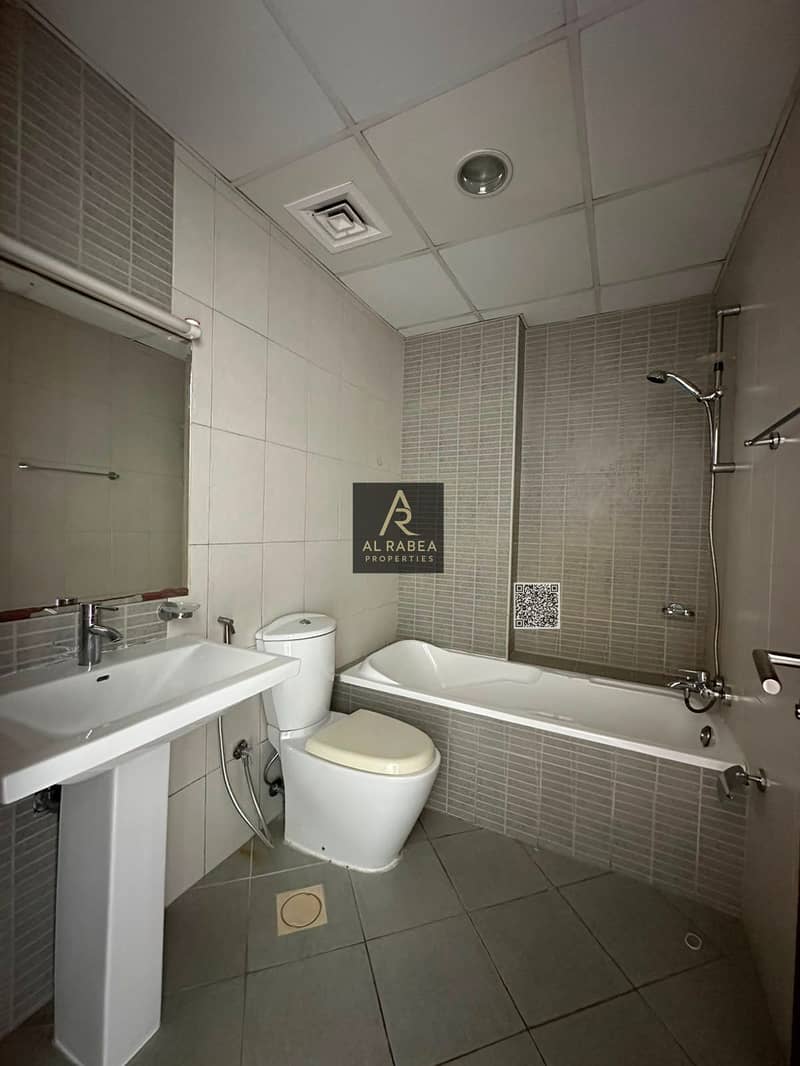 11 2276945e-a4d9-47de-adde-c9ebaaa6b431. jpg