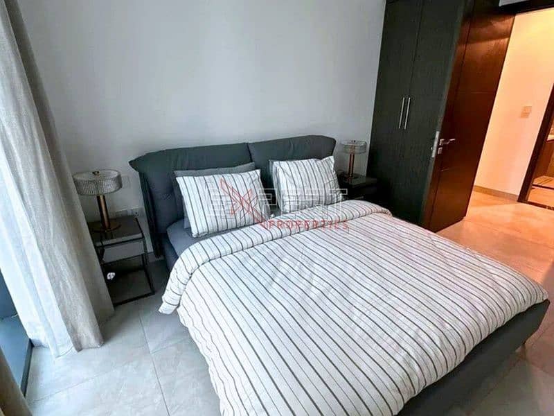 4 Image 4