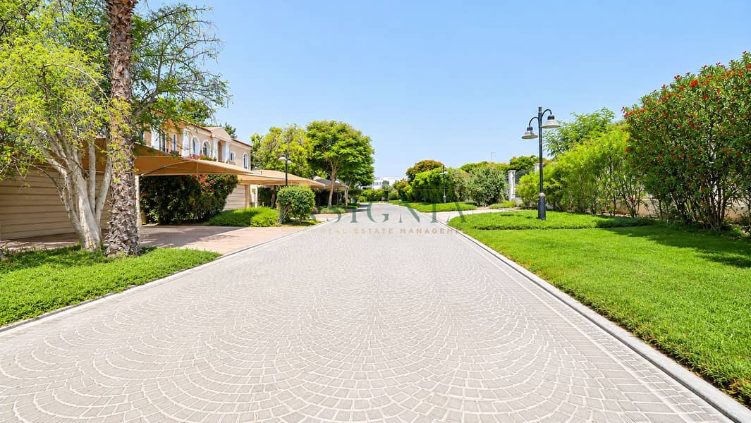 40 Green community- TH- 4BR- 43. png