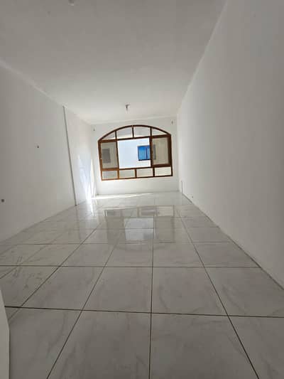 2 Bedroom Flat for Rent in Al Mamzar, Sharjah - WhatsApp Image 2026-07-04 at 12.21. 33 (2). jpeg 2 Bedroom Flat for Rent in Al Mamzar, Sharjah - WhatsApp Image 2026-07-04 at 12.21. 33 (2). jpeg