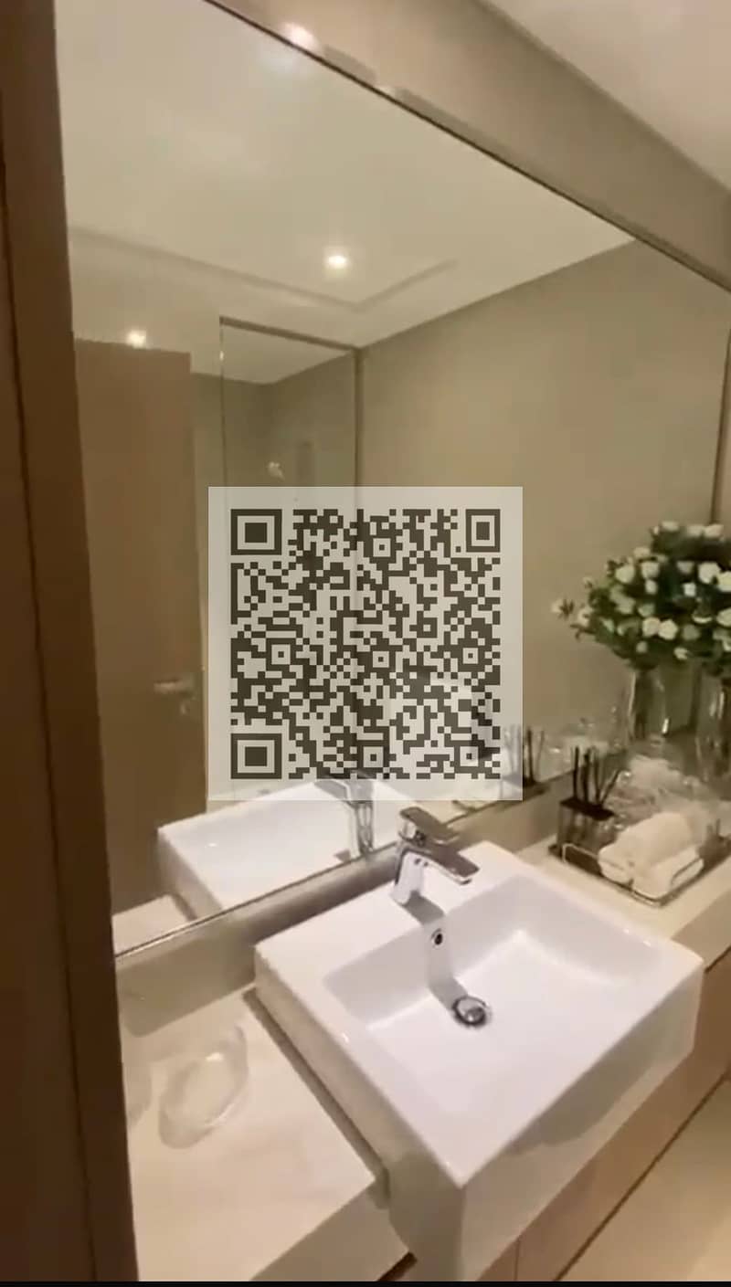 11 1dd0747f-59f5-4f95-b6d6-bcd23208af4d. jpg