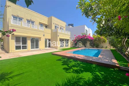 Villa de 5 chambres à à louer à The Meadows, Dubai - Villa à The Meadows,The Meadows 1, 5 chambres, 500000 AED - 15713336 Villa de 5 chambres à à louer à The Meadows, Dubai - Villa à The Meadows,The Meadows 1, 5 chambres, 500000 AED - 15713336