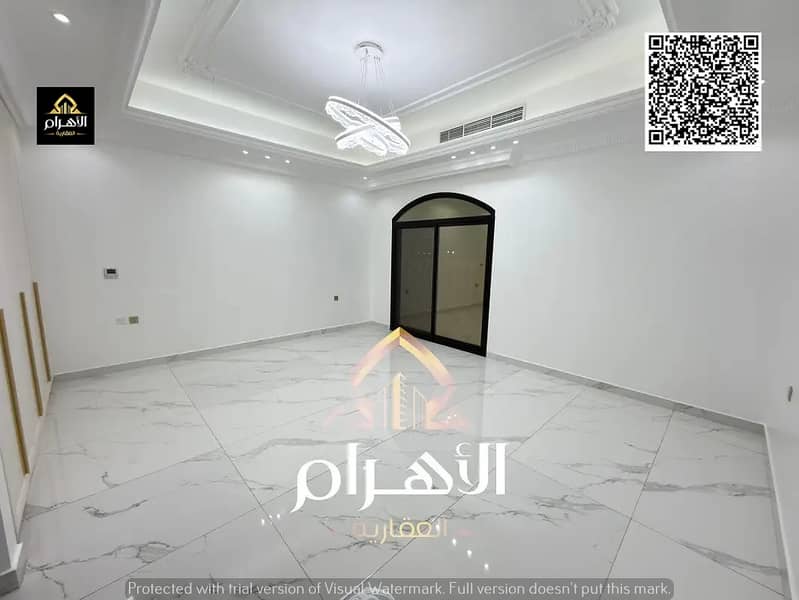15 849243010-1066x800. webp
