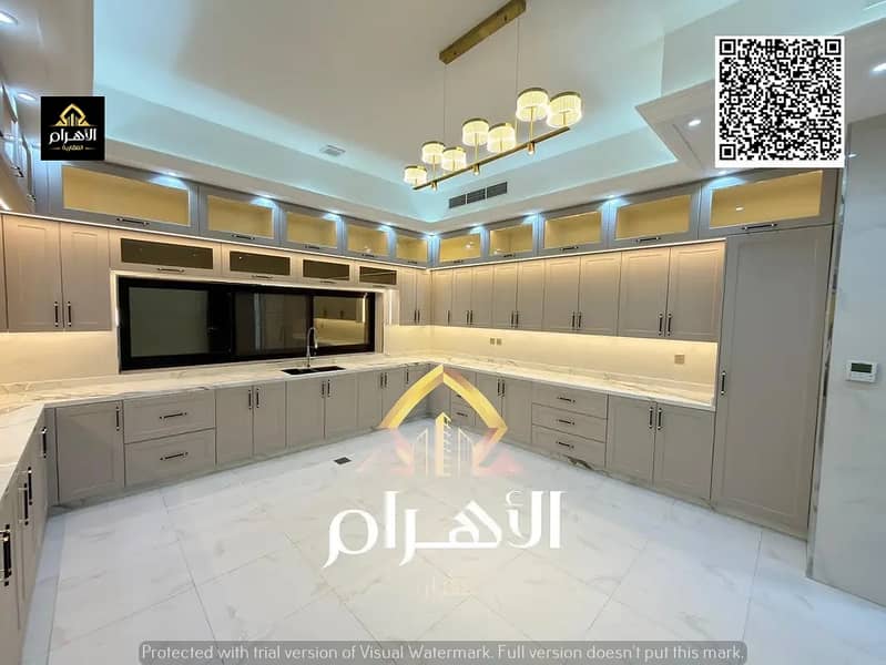 25 849243021-1066x800. webp