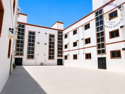 Labour Camp for Rent in Al Hayl, Fujairah - المدخل 1. png