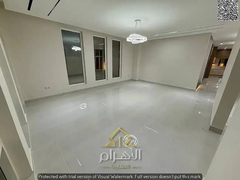 9 847785416-1066x800. webp