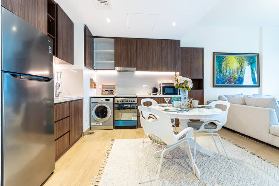 8 Kitchen & Dining 3. jpg
