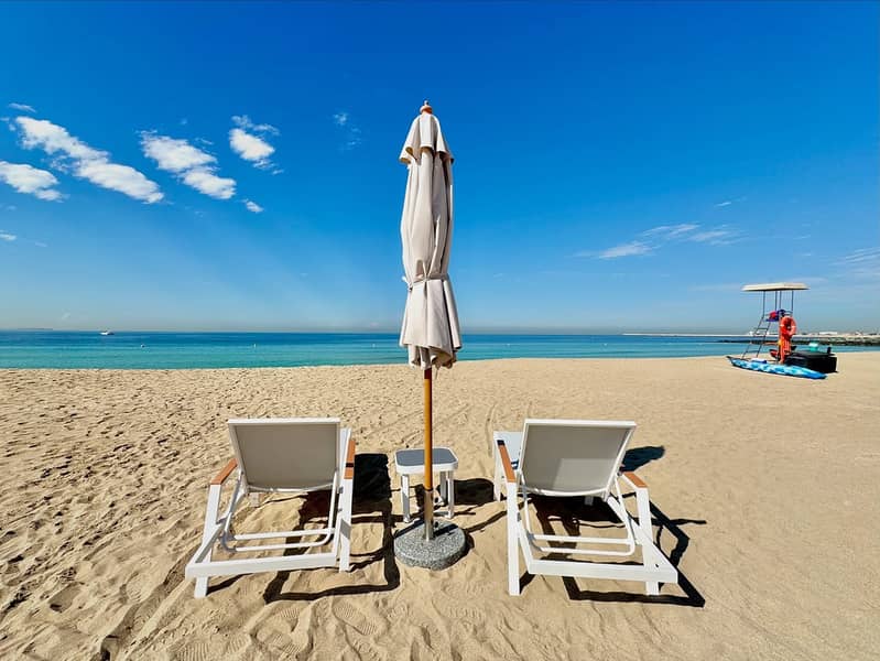 22 Beach 4. jpg