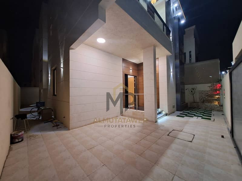 Villa for sale | ajman| al bahia area | 5 master rooms, majlis, hall, maid room| freehold | the price included water, electricity, and central A\C. - View 4