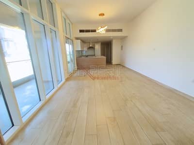 2 Camere Appartamento in Vendita a Al Jaddaf, Dubai - Image 1