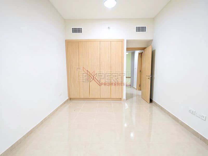 6 Image 6