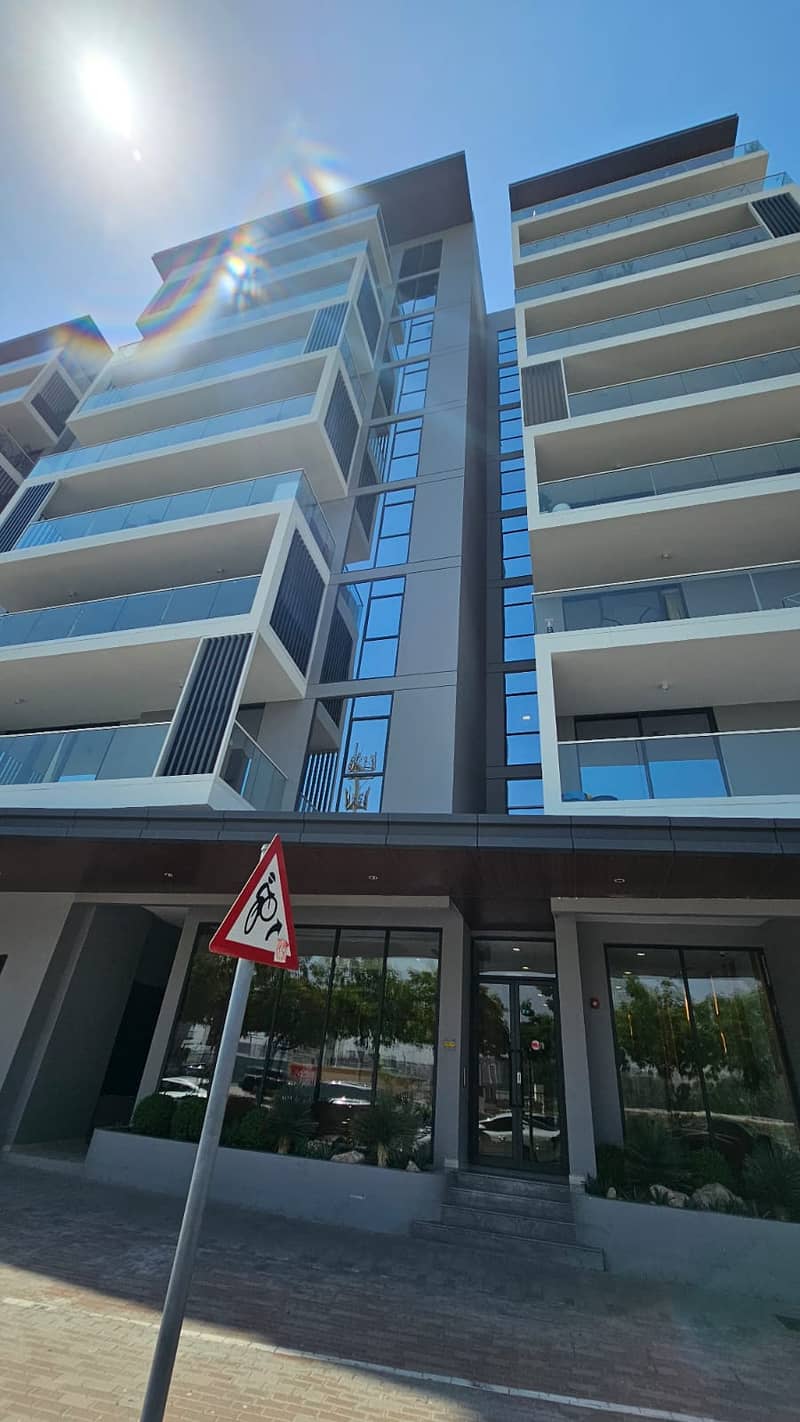 2 Aura Elegance Building. jpeg