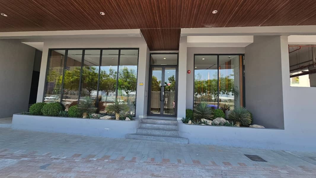 3 Building Entrance. . . jpeg
