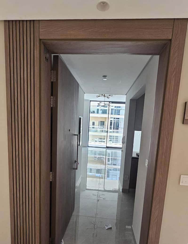 11 Unit Entrance. jpeg