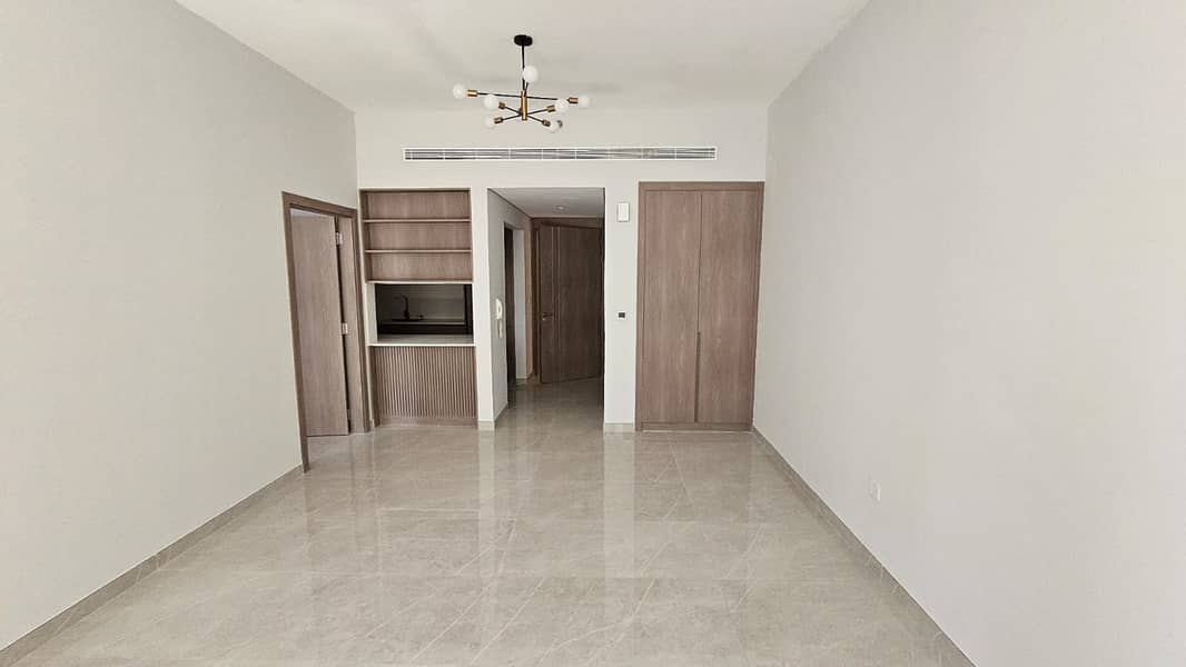 17 Living Area. jpeg