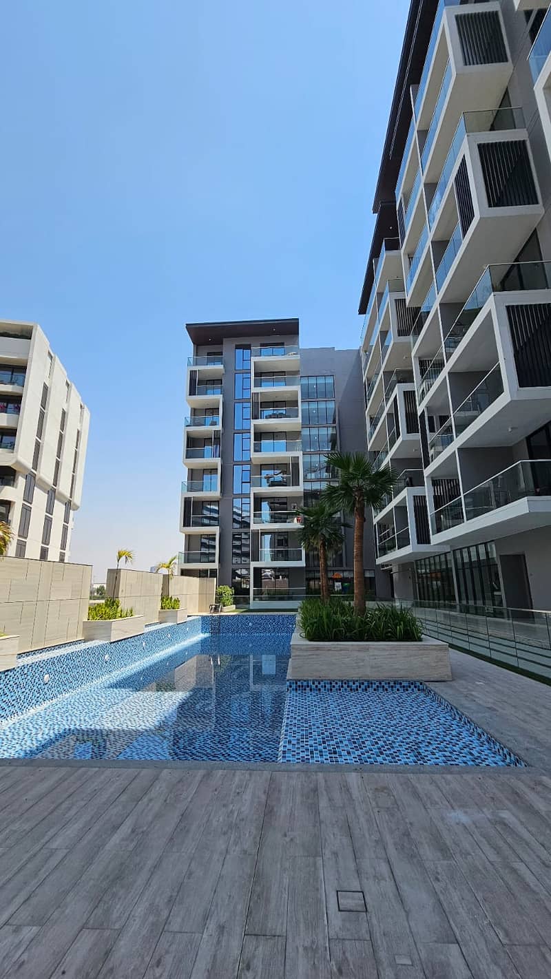 40 View From Swimming Pool. jpeg