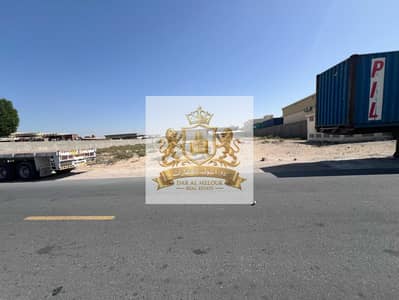 ارض صناعية  للبيع في صناعية الصجعة، الشارقة - PHOTO-2025-07-11-00-49-03. jpg
