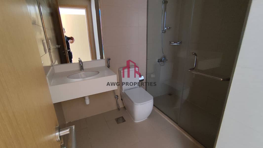 5 Manazil 02 - 2BHK (5). png