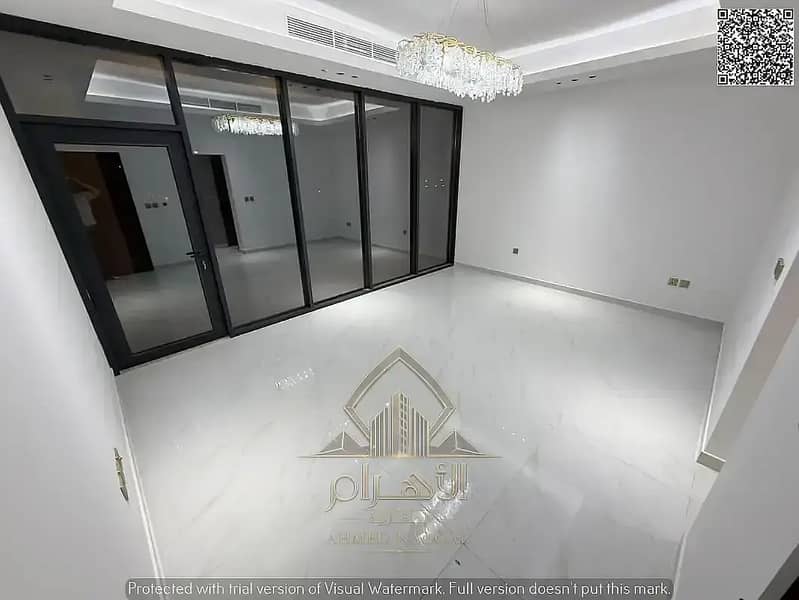 18 849588081-1066x800. webp
