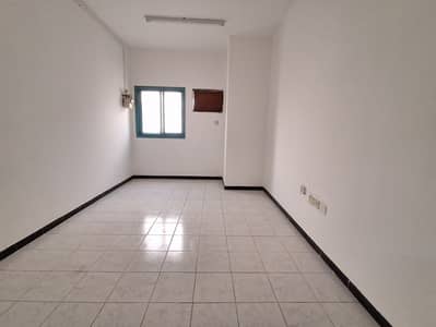 Studio te Huur in Bu Tina, Sharjah - 9431. jpg