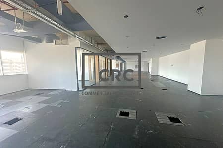 Office zum zur Miete in Al Mina, Dubai - Whats App Image 20260611 At 10 Office zum zur Miete in Al Mina, Dubai - Whats App Image 20260611 At 10