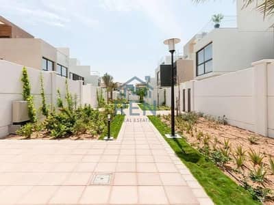 5 habitaciones Townhouse para en Alquiler en Al Muntazah, Abu Dhabi - Casa adosada en Al Muntazah,Bloom Gardens,Faya at Bloom Gardens, 5 dormitorios, 269999 AED - 15700782 5 habitaciones Townhouse para en Alquiler en Al Muntazah, Abu Dhabi - Casa adosada en Al Muntazah,Bloom Gardens,Faya at Bloom Gardens, 5 dormitorios, 269999 AED - 15700782
