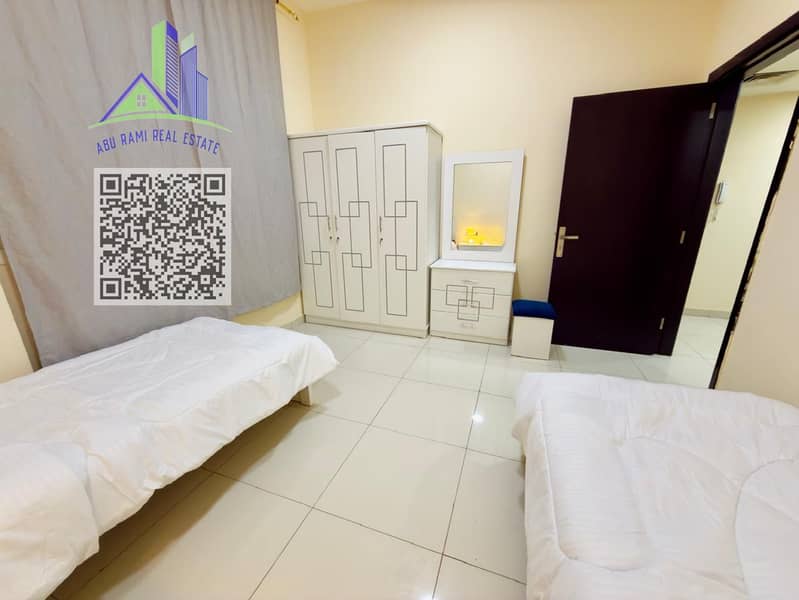 13 dcdd1118-bdad-4f78-9ef8-dcb6fc672074. jpg
