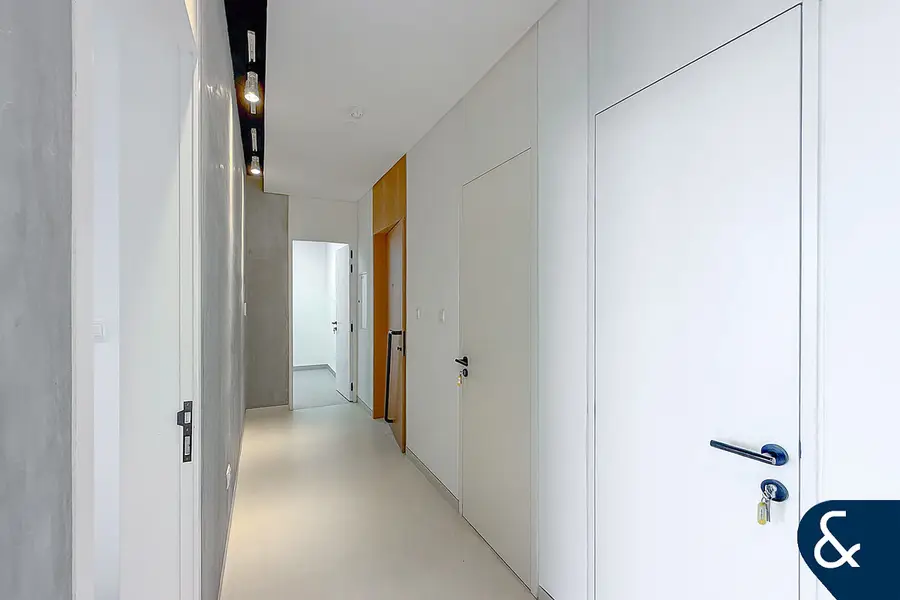 Treeline View | 2 Bed + Maid's | 1,546 Sq Ft