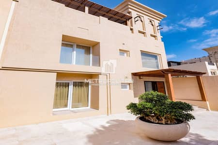 4 Schlafzimmer Villa zum zum Verkauf in Al Hamra Village, Ras Al Khaimah - Villa in Al Hamra Village,Al Hamra Village Town Houses, 4 schlafzimmer, 13900000 AED - 15722357 4 Schlafzimmer Villa zum zum Verkauf in Al Hamra Village, Ras Al Khaimah - Villa in Al Hamra Village,Al Hamra Village Town Houses, 4 schlafzimmer, 13900000 AED - 15722357