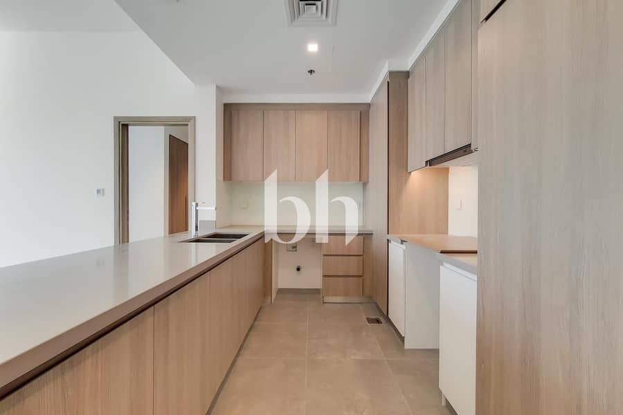 5 2 Kitchen Reception 3 Jpg