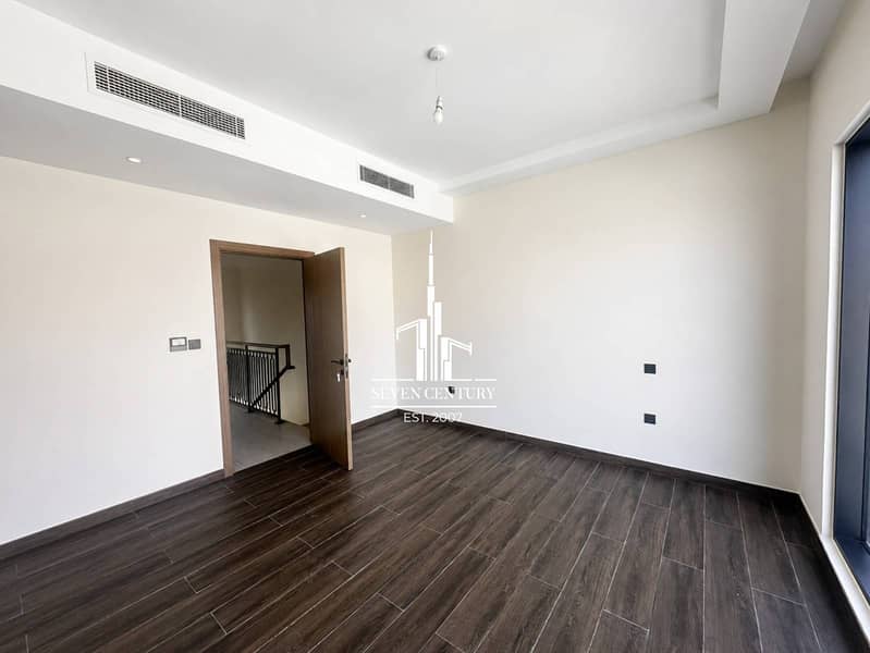 Back To Back | Near To park | Move In Ready Back To Back | Near To park | Move In Ready