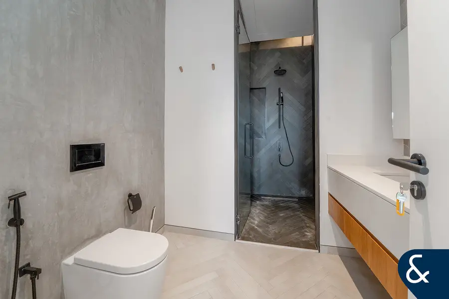Treeline View | 2 Bed + Maid's | 1,546 Sq Ft